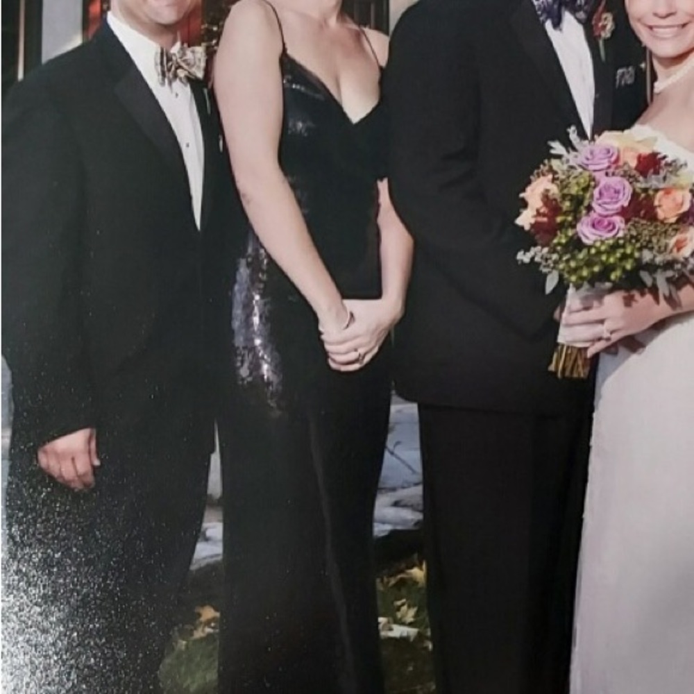 Dress - Picture 4 of 5